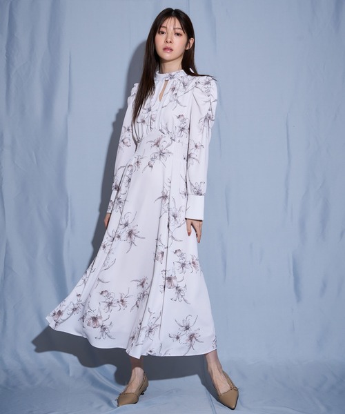 NOELA(ノエラ)の「線描きフラワーワンピース(ワンピース・レディース・ピンク/サックスブルー/ベージュ・S/M)」の17枚目の写真