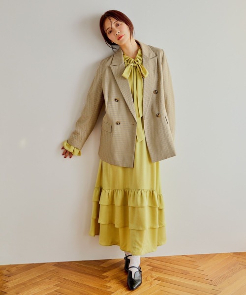 mysty woman（ミスティウーマン）の「ボウタイティアードワンピース 643218（ワンピース・レディース・イエロー/アイボリー/ブラック・FREE）」の4枚目の写真