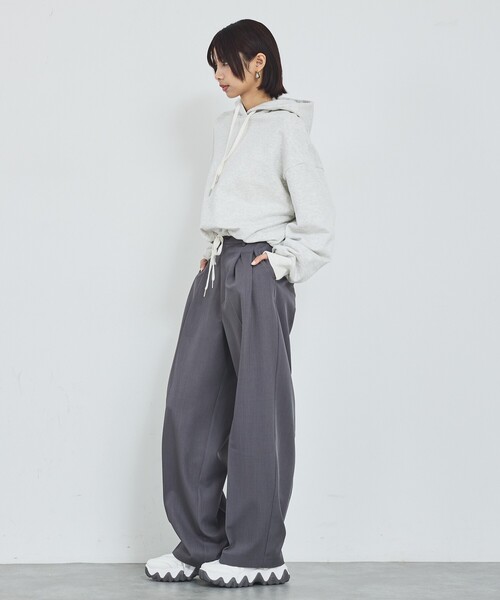 abahouse mavie（アバハウスマヴィ）の「【裏毛】スピンドルフーディー（パーカー・レディース・ライトグレー/ブラック/グレー・フリー）」の9枚目の写真