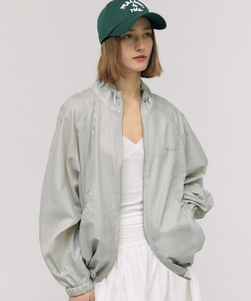 ROLAROLA(ロラロラ)の「STRING WIND JACKET GRAY(ナイロンジャケット・レディース・グレー・FREE)」の1枚目の写真