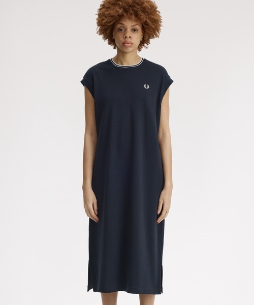 FRED PERRY（フレッドペリー）の「Sheer Tipped T-Shirt Dress／シアーティップラインTシャツワンピース（ワンピース・レディース・ネイビー・10）」の10枚目の写真