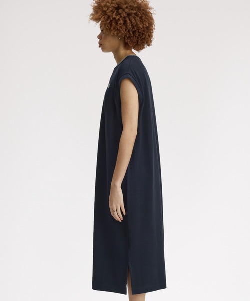 FRED PERRY（フレッドペリー）の「Sheer Tipped T-Shirt Dress／シアーティップラインTシャツワンピース（ワンピース・レディース・ネイビー・10）」の11枚目の写真