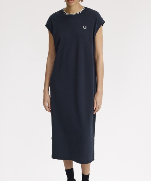 FRED PERRY（フレッドペリー）の「Sheer Tipped T-Shirt Dress／シアーティップラインTシャツワンピース（ワンピース・レディース・ネイビー・10）」の7枚目の写真