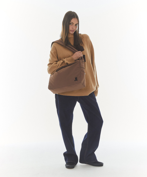 Rest&Recreation(レストアンドレクリエーション)の「PADDING SHOULDER BAG - BROWN(ショルダーバッグ・レディース・その他・ONE SIZE)」の2枚目の写真