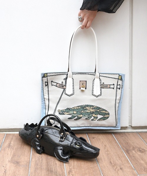 U（ユー）の「WANIMY【ワニミー】 だまし絵ジャガードトートバッグ（トートバッグ・レディース・ブラウン/オフホワイト・FREE）」の12枚目の写真