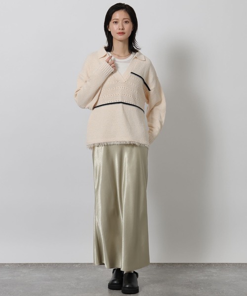 LAKOLE(ラコレ)の「スキッパー襟透かしニットプルオーバー / 639738(ニット/セーター・レディース・ネイビー/グレー/アイボリー・FREE)」の4枚目の写真