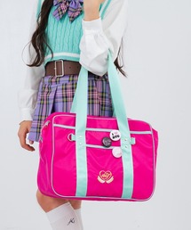 ANAP GiRL（アナップガール）の「スクールバッグ 缶バッジ３個付（ショルダーバッグ）」