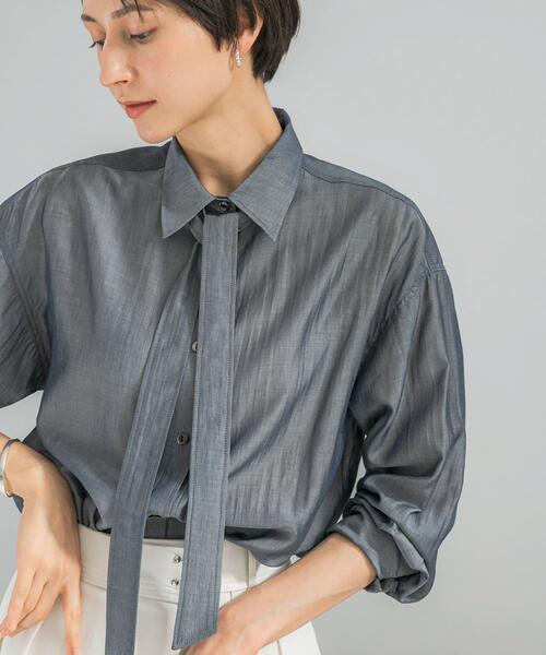URBAN RESEARCH ROSSO WOMEN(アーバンリサーチ ロッソ)の「タイ付デニムライクシアーシャツ(シャツ/ブラウス・レディース・ライトブルー/インディゴブルー・FREE)」の2枚目の写真