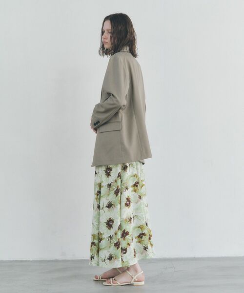 YECCA VECCA(イェッカヴェッカ)の「水彩フラワー柄マーメイドスカート(スカート・レディース・グリーン/パープル・FREE)」の8枚目の写真