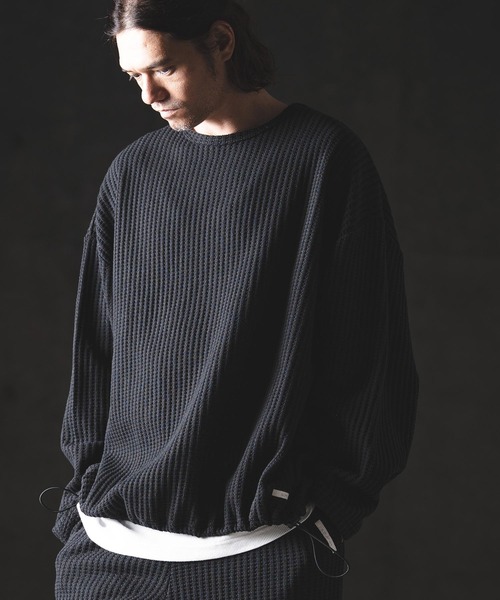 GLIMCLAP(グリムクラップ)の「mlt5566-Big Waffle Oversized Long Sleeve T-Shirt ロングスリーブTシャツ(201-019-gls-cg)(Tシャツ/カットソー・メンズ・ホワイト×グレー/グレイッシュベージュ/ブラック/ブラック×ホワイト・L/M/S)」の14枚目の写真