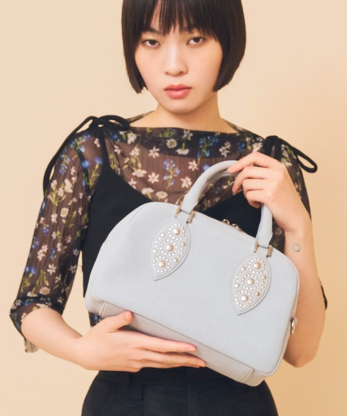 Casselini（キャセリーニ）の「Casselini(キャセリーニ)スタッズハンドバッグ（ハンドバッグ・レディース・ブラック/アイボリー/サックスブルー・FREE）」の5枚目の写真