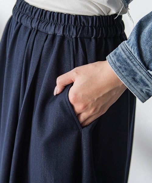 MAYSON GREY(メイソングレイ)の「シャンブレーイージーキュロットパンツ≪手洗い可能≫(その他パンツ・レディース・ホワイト/ネイビー・M)」の4枚目の写真
