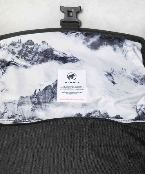 Mammut(マムート)の「★MAMMUT (マムート)★Xeron Messenger 8(ショルダーバッグ・メンズ・ブラック・FREE)」の4枚目の写真