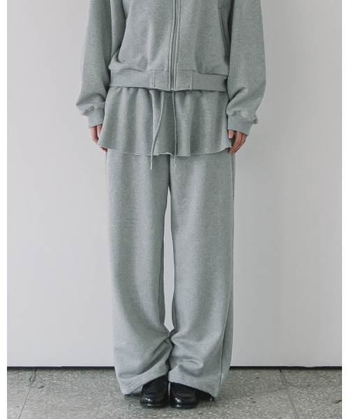 HAVISM（ヘビズム）の「OVERSIZE SKIRT SWEATPANTS(GREY)（スウェットパンツ・レディース・その他・ONE SIZE）」の2枚目の写真