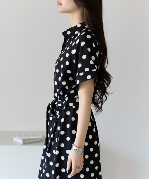 シェリエ　ホワイト ブラックドット 長袖ワンピース F セール】ドットプリント ロングシャツ ワンピース/前開き・共布ベルト