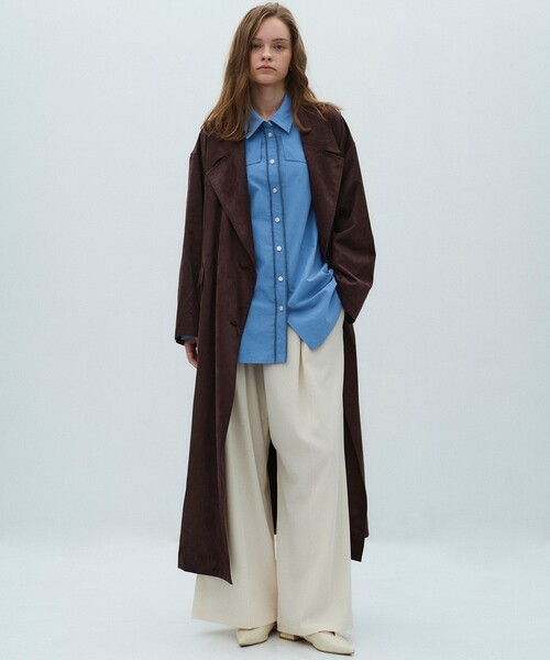 PUBLIC TOKYO（パブリックトウキョウ）の「【2026春新作】シルキーツイルアシメタックパンツ（スラックス・レディース・ダークグレー/ホワイト/キャメル・1/2/3）」の4枚目の写真