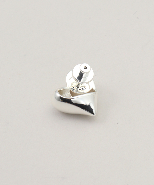 journal standard L'essage（ジャーナルスタンダードレサージュ）の「【JENNY BIRD/ジェニーバード】 ART HEART BUTTON EARRING：ピアス（両耳）（ピアス（両耳用）・レディース・シルバー・FREE）」の3枚目の写真