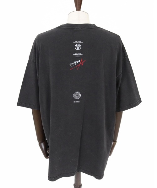 ADAM PATEK(アダムパテック)の「mt10340-ADAMPATEK - RED:BANSHEE SPIKE THRONE Graphic short sleeve t-shirt Tシャツ(AP2614038)(Tシャツ/カットソー・メンズ・ブラック・2/1)」の12枚目の写真