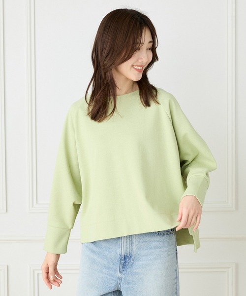 I.T.'S international(イッツインターナショナル)の「ブークレダンボール ラグランスリーブプルオーバー(Tシャツ/カットソー・レディース・アイボリー/ブラック/ライトグリーン・フリー)」の2枚目の写真
