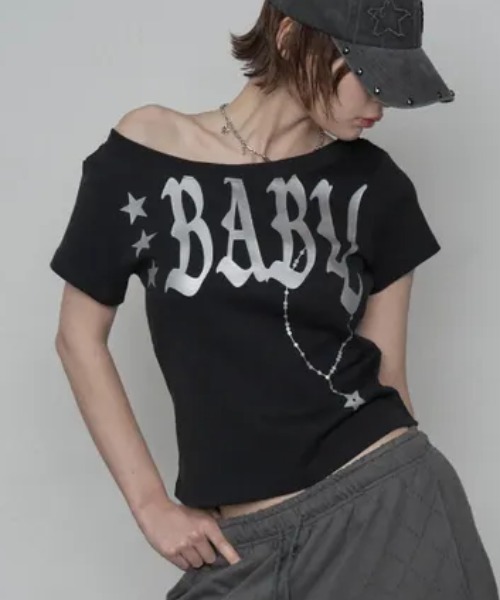 Ada.（エイダ）の「◇SETUPEXE◇ブランド直輸入正規品/ベビー ワイド ネック トップ BABY WIDE NECK TOP（Tシャツ/カットソー・レディース・ピンク/ホワイト/カモフラージュ/ブラック・FREE）」の11枚目の写真