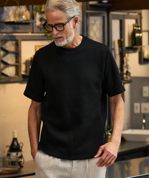 Maison code 13(メゾンコードサーティーン)の「mt10345-rib knit tee ニットTシャツ(M26S-05)(Tシャツ/カットソー・メンズ・ライトグレー/ブラック・S/M/L)」の2枚目の写真