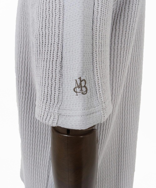 Maison code 13(メゾンコードサーティーン)の「mt10345-rib knit tee ニットTシャツ(M26S-05)(Tシャツ/カットソー・メンズ・ライトグレー/ブラック・S/M/L)」の5枚目の写真