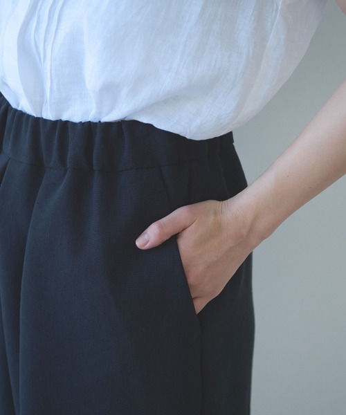 yuni（ユニ　）の「Linen Polyester gum tack half pants（その他パンツ・レディース・ブラック/アイボリー・FREE）」の12枚目の写真
