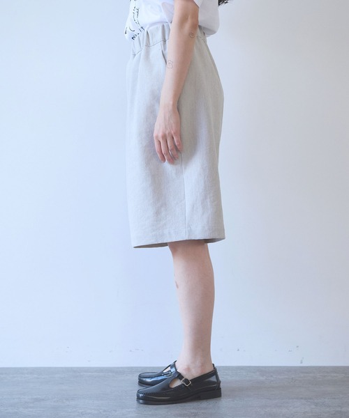 yuni（ユニ　）の「Linen Polyester gum tack half pants（その他パンツ・レディース・ブラック/アイボリー・FREE）」の5枚目の写真