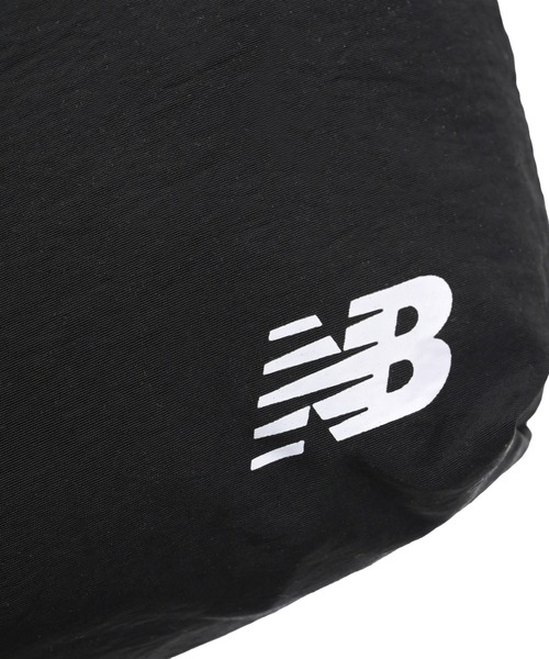 NEW BALANCE（ニューバランス）の「サコッシュ（ボディバッグ/ウエストポーチ・メンズ・ライトグレー/ブラック・ONE SIZE）」の9枚目の写真