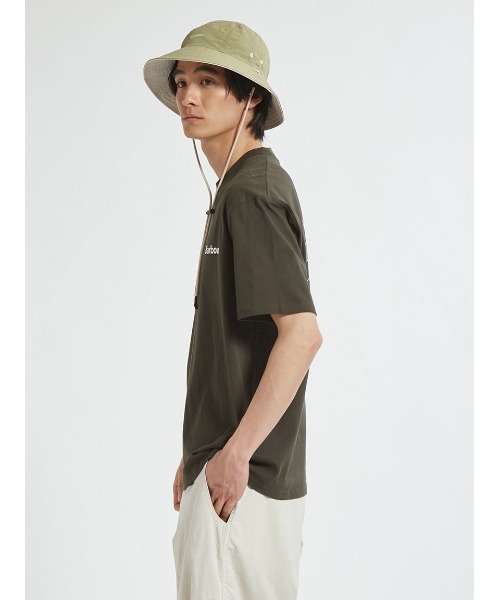 Barbour(バブアー)の「Crossby バックロゴ プリント Tシャツ(Tシャツ/カットソー・メンズ・オリーブ/ブラック/ネイビー/ホワイト・42/38/34/36/40)」の19枚目の写真