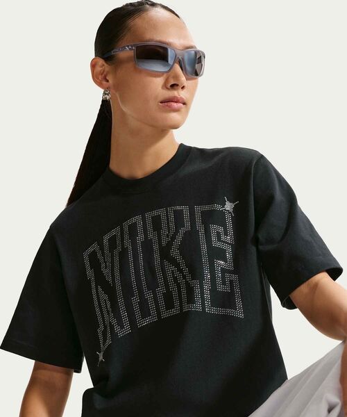 NIKE(ナイキ)の「ナイキ スポーツウェア クラシック ウィメンズ ルーズ Tシャツ / Nike Sportswear Classic Women's Loose T-Shirt IR7839-010 Black(Tシャツ/カットソー・レディース・ブラック・XL/XS/S/L/M)」の11枚目の写真