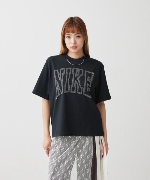 NIKE(ナイキ)の「ナイキ スポーツウェア クラシック ウィメンズ ルーズ Tシャツ / Nike Sportswear Classic Women's Loose T-Shirt IR7839-010 Black(Tシャツ/カットソー・レディース・ブラック・XL/XS/S/L/M)」の18枚目の写真