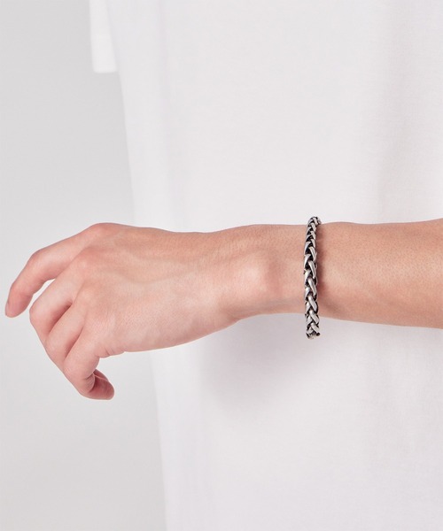Paul Smith(ポールスミス)の「【限定】ウーブンチェーン ブレスレット【160946 240W】(ブレスレット・メンズ・シルバー・FREE)」の7枚目の写真