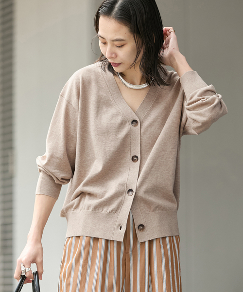 JOURNAL STANDARD(ジャーナルスタンダード)の「ウォッシャブル Vカーディガン(カーディガン/ボレロ・レディース・ブラック/ベージュ/レッド・FREE)」の10枚目の写真
