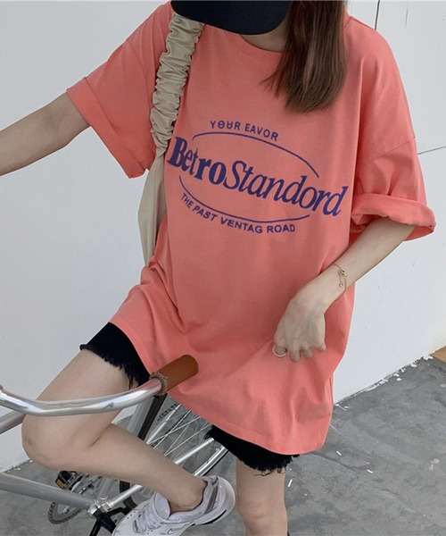 Girly Doll(ガーリードール)の「オーバーシルエットロゴTシャツ(Tシャツ/カットソー・レディース・ブルー/ライトグレー/ピンク/パープル・L/M)」の1枚目の写真