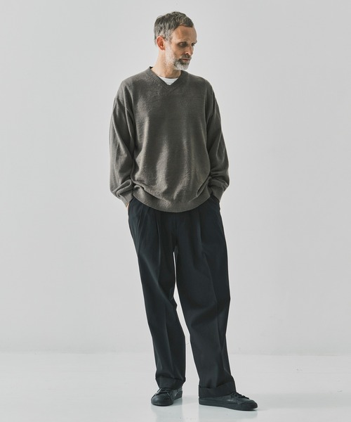markaware（マーカウェア）の「【MARKAWARE/マーカウェア】DOUBLE PLEATED SEMI EASY TROUSERS/60/2オーガニック強燃ボイル3/2ツイル / ダブルプリーテッドセミイージートラウザーズ（スラックス・メンズ・ブラック/ダークグレー・1/2/3）」の8枚目の写真