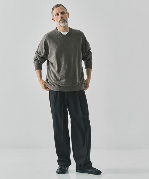 markaware（マーカウェア）の「【MARKAWARE/マーカウェア】DOUBLE PLEATED SEMI EASY TROUSERS/60/2オーガニック強燃ボイル3/2ツイル / ダブルプリーテッドセミイージートラウザーズ（スラックス・メンズ・ブラック/ダークグレー・1/2/3）」の9枚目の写真
