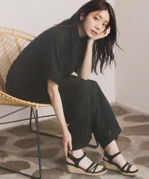 grove（グローブ）の「【人間工学】毎年大人気！片手で履けるワンタッチサンダル（サンダル・レディース・ブラック系3/アイボリー系3/ダークブラウン系3・L/M/S）」の4枚目の写真
