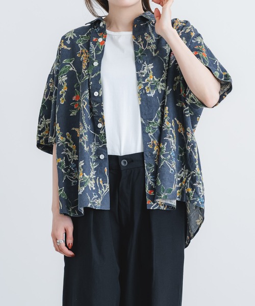 quadro(クオドロ)の「綿麻シーチング花柄pt5分袖レギュラーカラーワイドシャツ(シャツ/ブラウス・レディース・チャコール・FREE)」の11枚目の写真