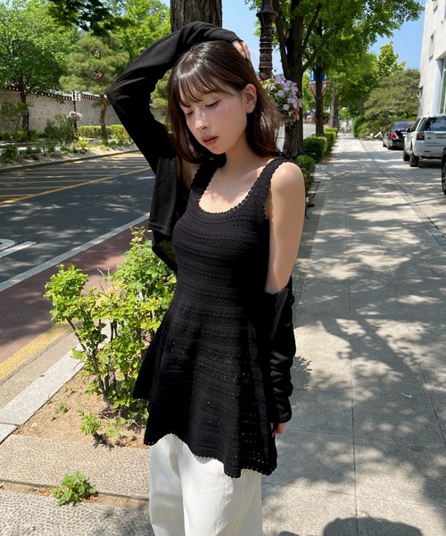 UNE MANSION(ユヌマンション)の「レイヤードサマー柄編みニットAラインキャミソールミニワンピース(タンクトップ・レディース・アイボリー/ブラック/ネイビー・FREE)」の19枚目の写真