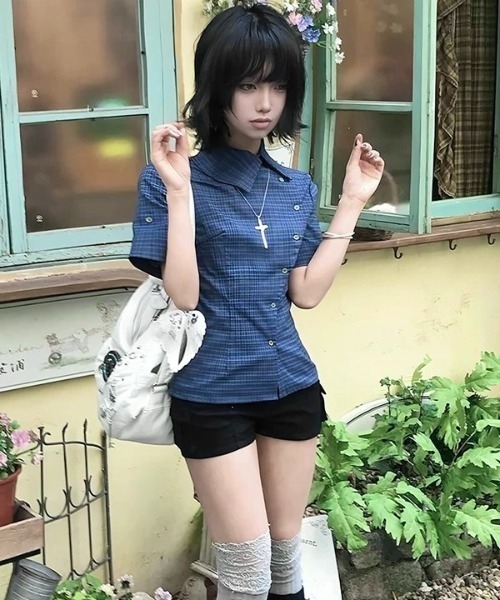 VIBGYOR(ヴィブジョー)の「【LAMPOON】チェックアシンメトリーブラウス(シャツ/ブラウス・レディース・ブルー・MEDIUM/SMALL)」の3枚目の写真