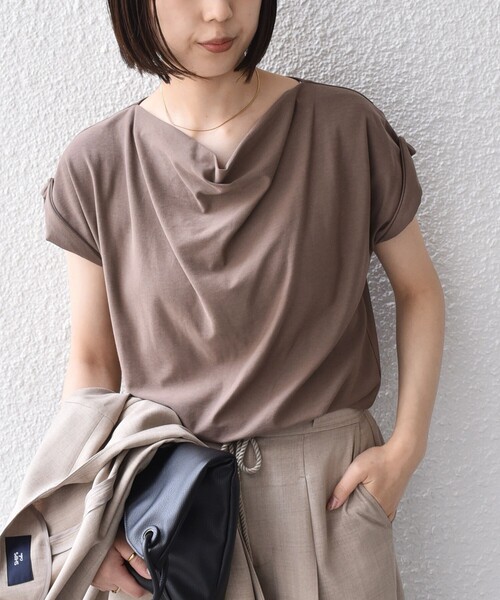 SHIPS Colors(シップス カラーズ)の「SHIPS Colors:〈接触冷感・手洗い可能〉クールタッチ ドレープ TEE◇(Tシャツ/カットソー・レディース・オフホワイト/ピンク/ブラウン/ブラック・ONE SIZE)」の4枚目の写真