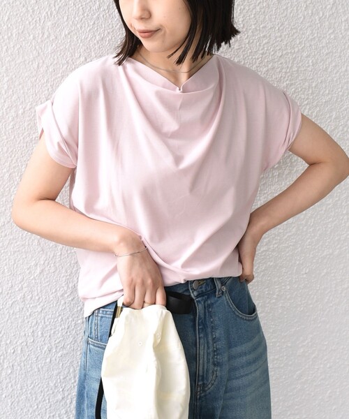 SHIPS Colors(シップス カラーズ)の「SHIPS Colors:〈接触冷感・手洗い可能〉クールタッチ ドレープ TEE◇(Tシャツ/カットソー・レディース・オフホワイト/ピンク/ブラウン/ブラック・ONE SIZE)」の8枚目の写真