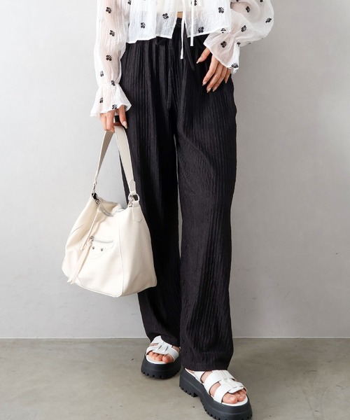 SpRay(スプレイ)の「ふくれ楊柳ワイドパンツ(その他パンツ・レディース・アイボリー/ネイビー/グレー系その他/ブラック・FREE)」の2枚目の写真