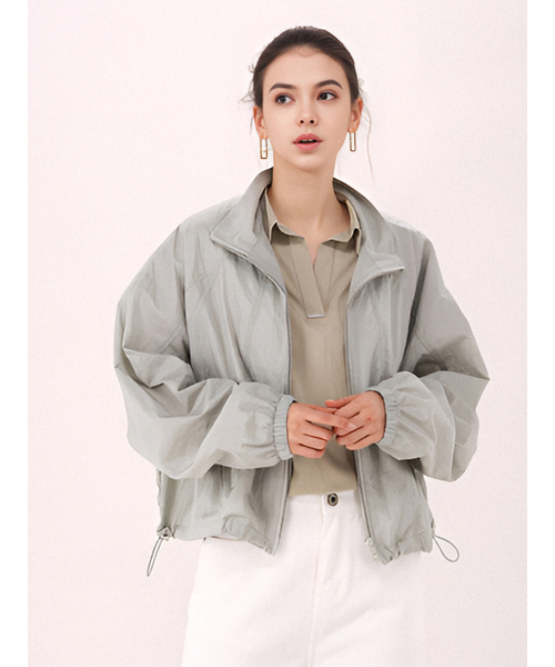 ACUD(アクド)の「Light Sheer Wind Jumper _L.Grey(ナイロンジャケット・レディース・ライトグレー・FREE)」の2枚目の写真