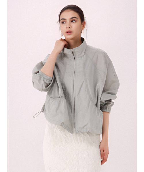 ACUD(アクド)の「Light Sheer Wind Jumper _L.Grey(ナイロンジャケット・レディース・ライトグレー・FREE)」の3枚目の写真