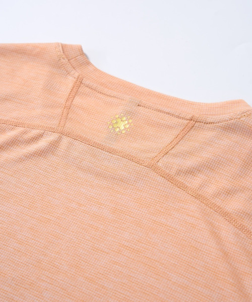 BUTTON SEOUL（ボタンソウル）の「[ウィメンズ] サンライズエアライトスポーツショートスリーブ (3 COLORS)（Tシャツ/カットソー・レディース・ブラック/ホワイト/ピンク・SMALL/MEDIUM/LARGE）」の7枚目の写真