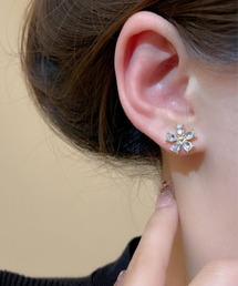 YU-KA:ジルコニアフラワーモチーフミニピアス Zirconia flower motif mini earrings