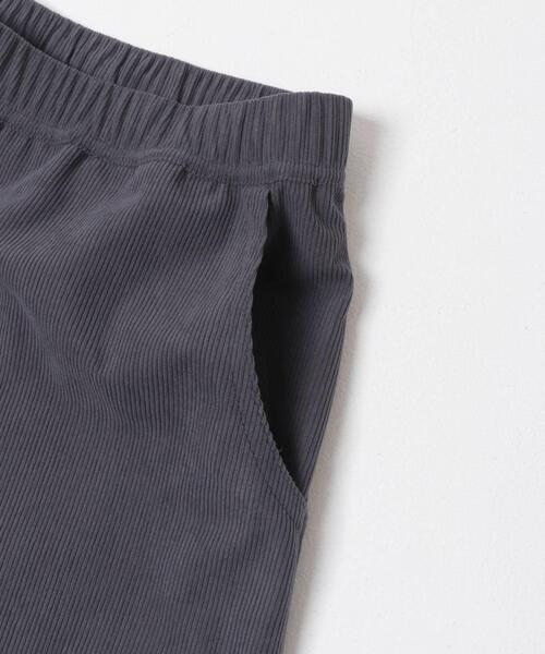 ITEMS URBANRESEARCH(アイテムズ アーバンリサーチ)の「サマーコーデュロイ イージーショーツ(その他パンツ・メンズ・チャコールグレー/ミント/ブルー/マスタード/ベージュ・MEDIUM/LARGE)」の6枚目の写真