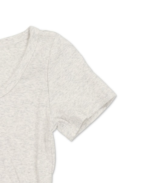 SPINNS（スピンズ）の「ヘンリーネック半袖カットソー/スナップボタン（Tシャツ/カットソー・レディース・ネイビー/ブラック/レッド/グレー/オフホワイト・ONESIZE）」の12枚目の写真